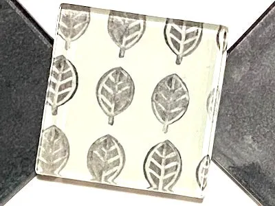 BOHO BLACK & WHITE GLASS TILES 5CM PATTERN NO. 16 (HM)