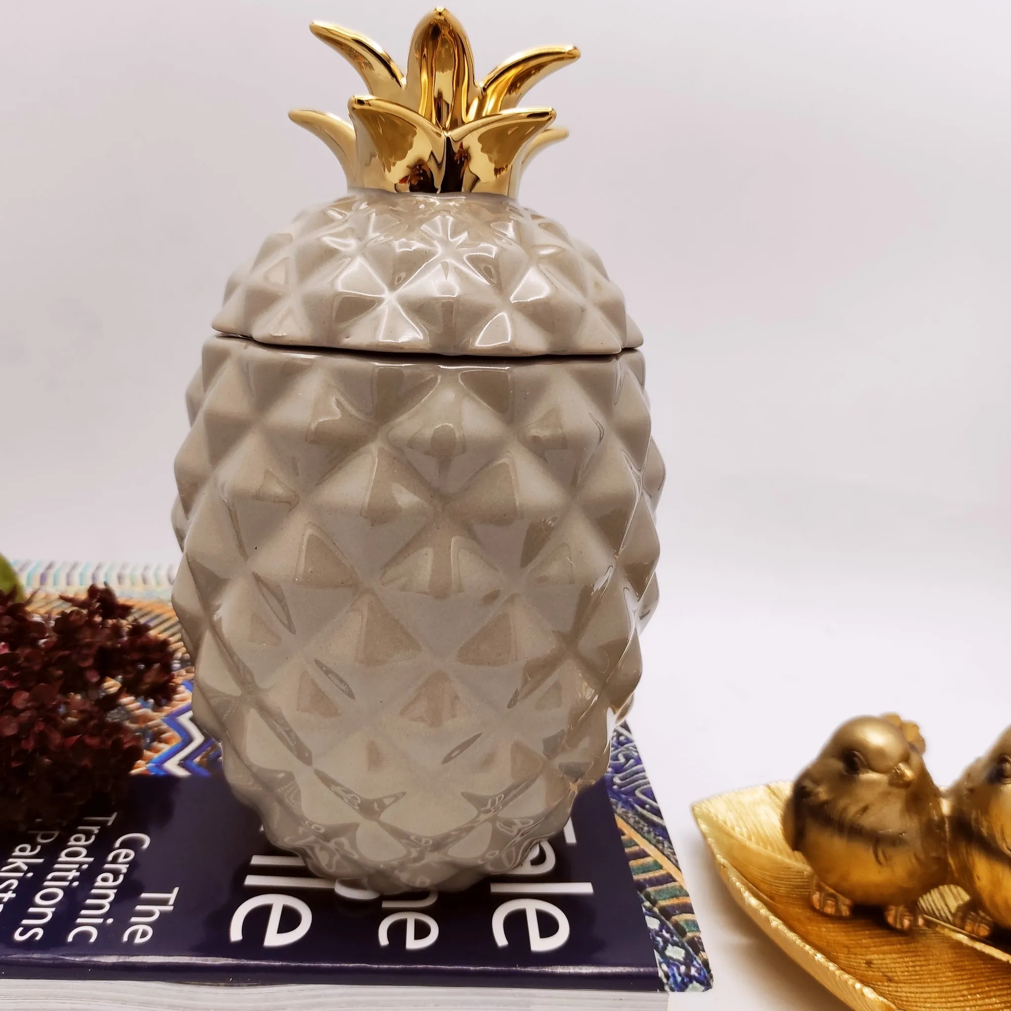 Ceramic Pineapple Airtight Candy Jar | Center Piece