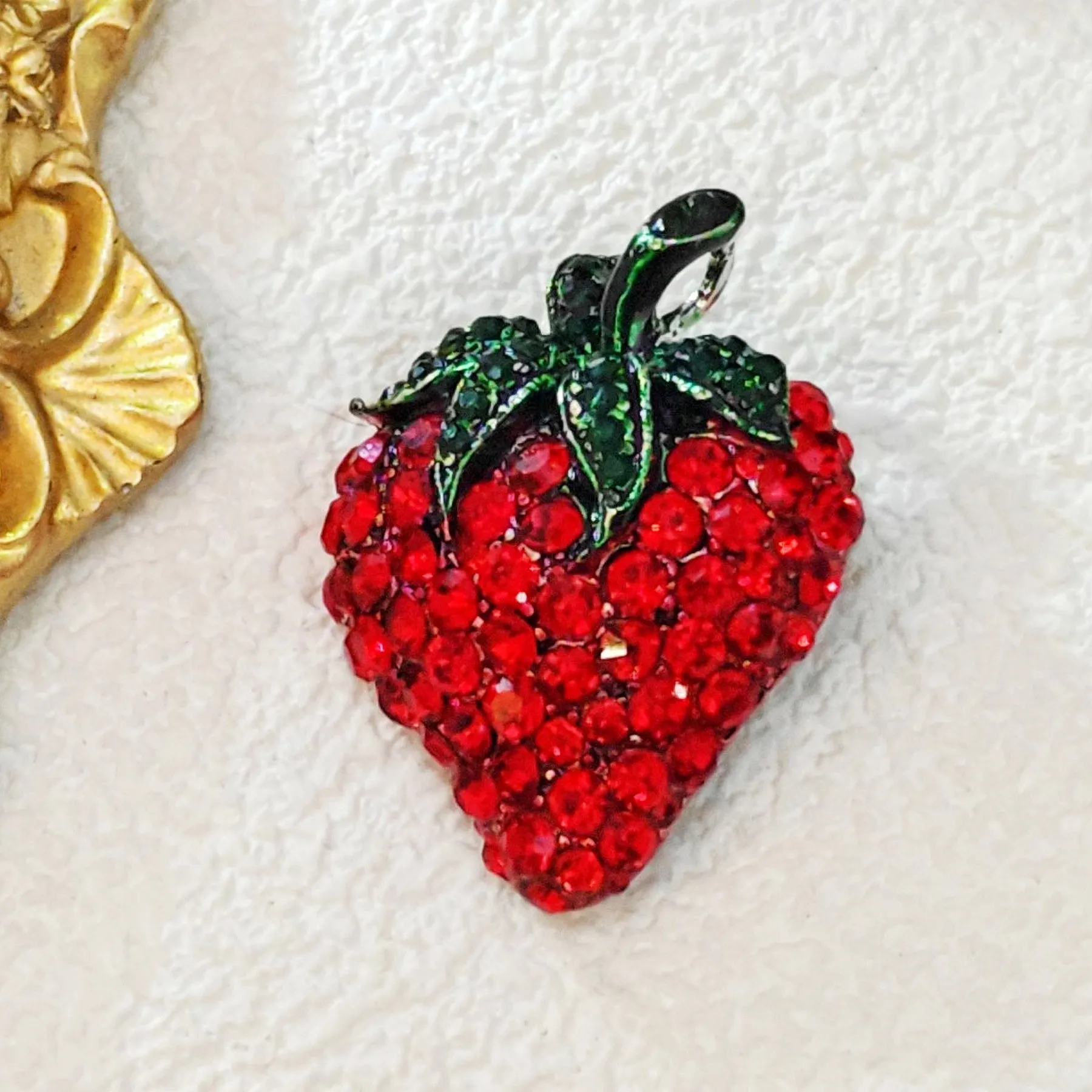 Fabulous Petite Red Rhinestone Strawberry Brooch Pin Vintage Fruit Costume Jewelry