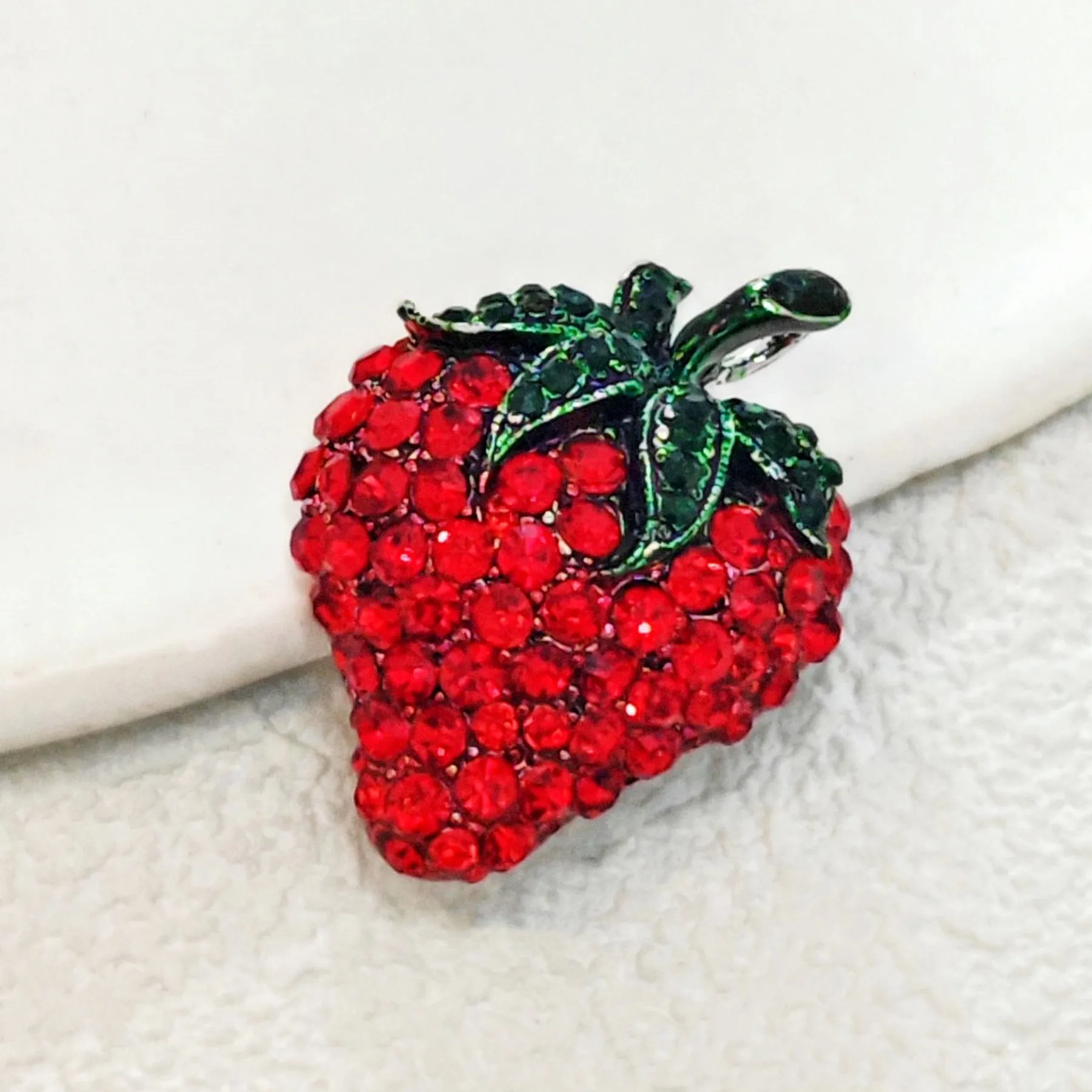 Fabulous Petite Red Rhinestone Strawberry Brooch Pin Vintage Fruit Costume Jewelry