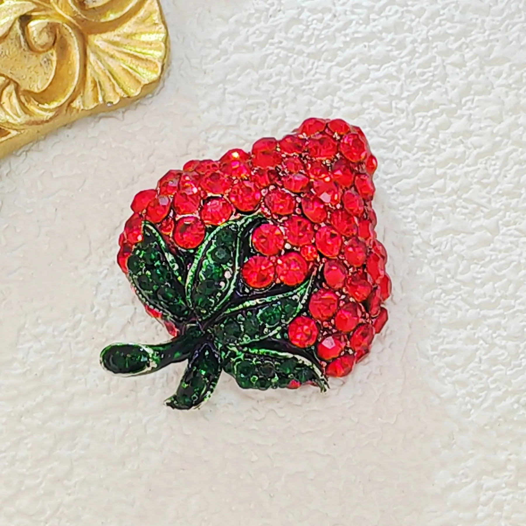 Fabulous Petite Red Rhinestone Strawberry Brooch Pin Vintage Fruit Costume Jewelry