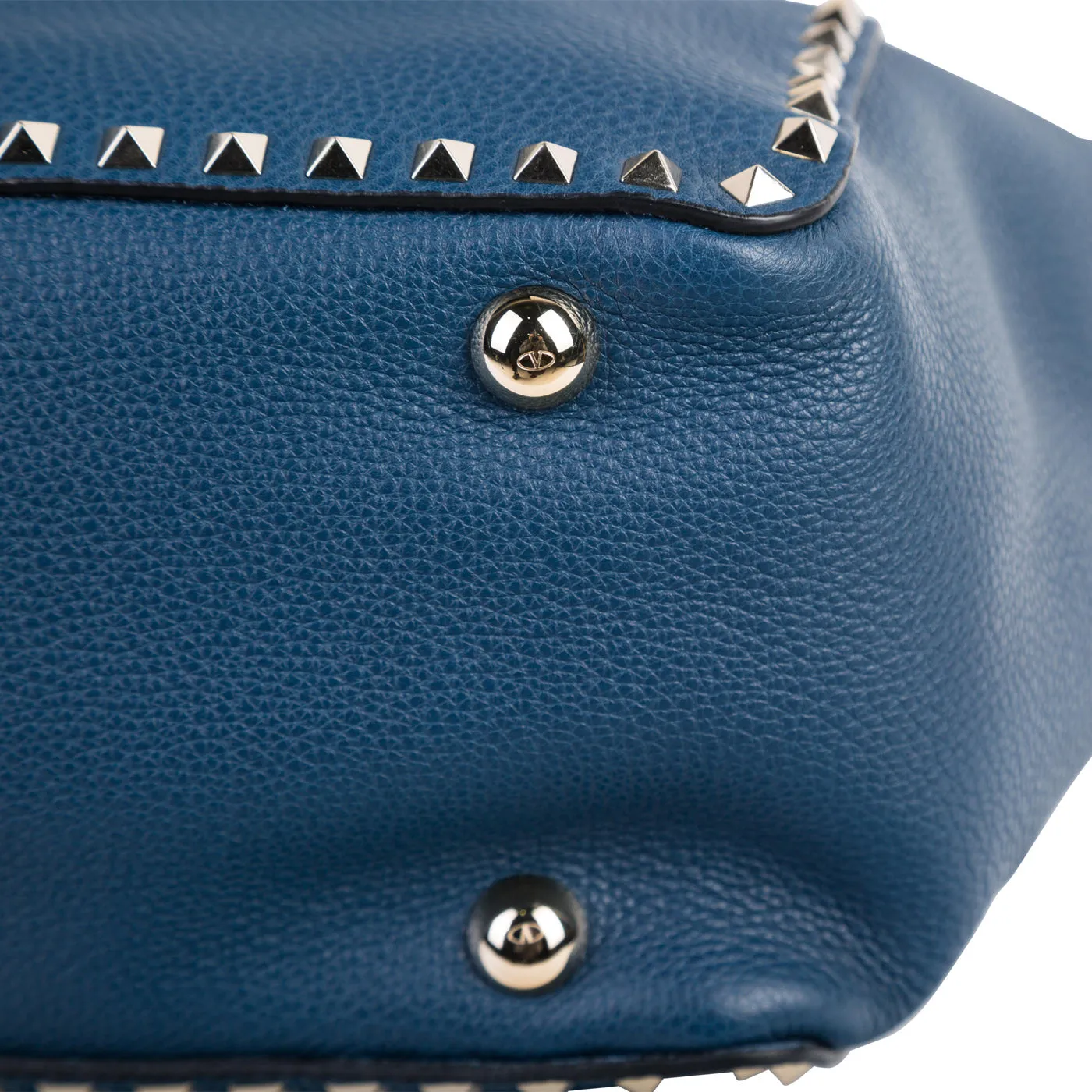Rockstud Medium Tote