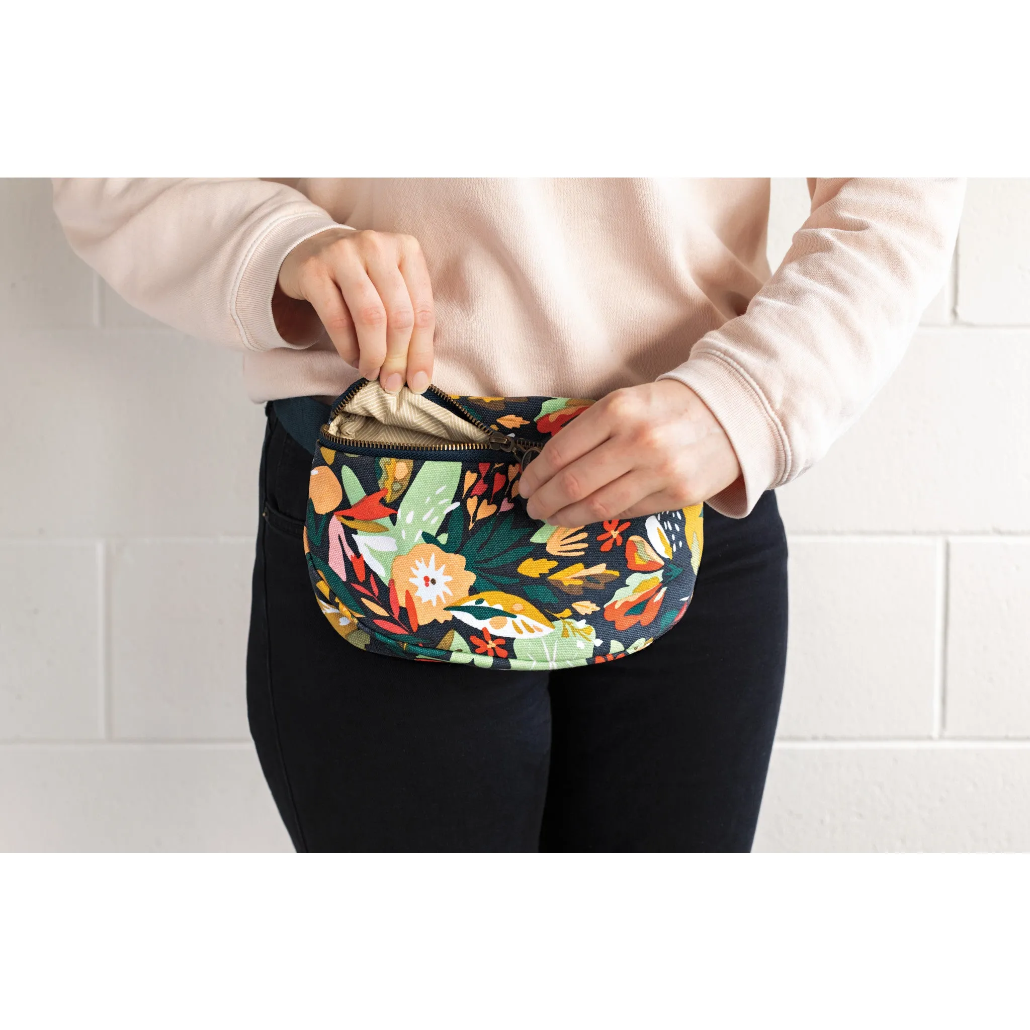 Superbloom Hip Bag
