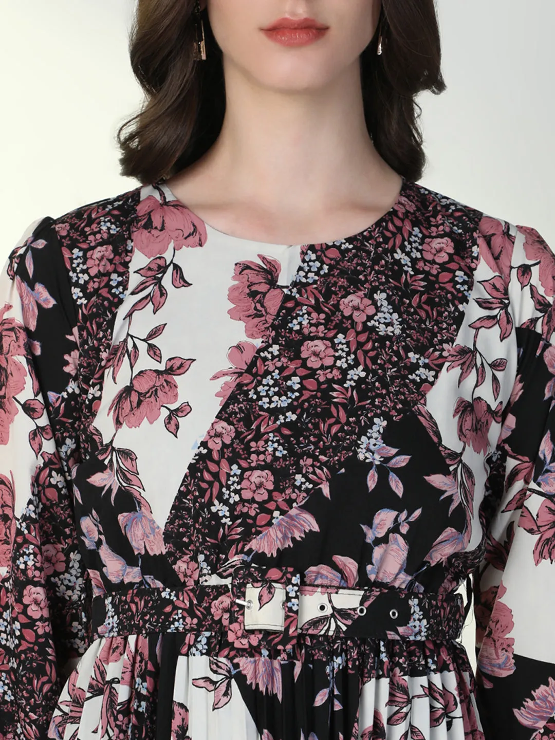 Women Floral Printed Black Flared Dress with Belt